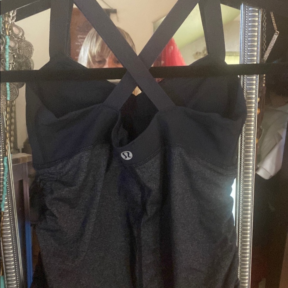 Lululemon side scrunch tank
